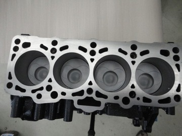 фото thumb №1, Блок po відновлення vw t5 1.9 tdi axb axc нове поршні 0,50