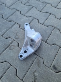 Купити Кронштейн кронштейн двигуна коробки права renault magnum dxi 12 volvo fh fm 12, фото thumb