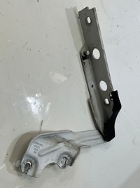 фото thumb №1, Петля капот правый audi a7 c7 4g8823302d