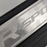 фото thumb №9, Jaguar xe 2017 ліва сторона молдинг поріг передня