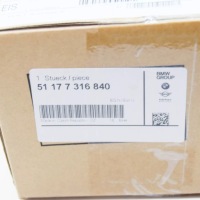 фото thumb №7, Bmw i8 i12 крышка зарядки, защита розетка зарядки 51177316840 oem