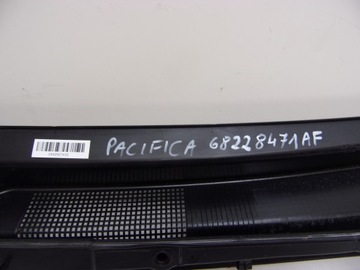 фото thumb №9, Chrysler pacifica 16- панель під лобовим склом 68228471af