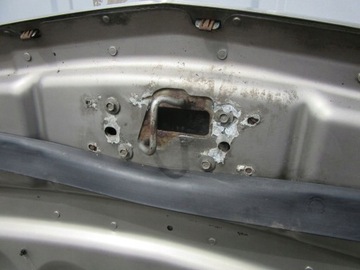 фото thumb №10, Cadillac srx i 2004 капот