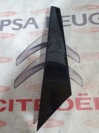 фото thumb №1, Молдинг накладка крышки багажника peugeot 2008 ii org 9826305280 ładna