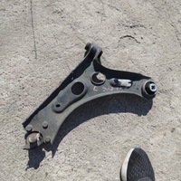 фото thumb №1, Рычаг перед левый peugeot 208 ii