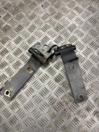 фото thumb №1, Петли петля крышки багажника задняя mitsubishi pajero i 1 82-91r.