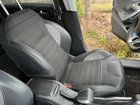 фото thumb №2, Peugeot 2008 i сиденья салон 2014