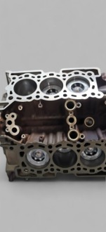 фото thumb №1, Блок dół двигателя land rover 3,0 sdv6 306dt gen2 eu6 shorblock