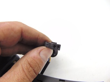 фото thumb №3, Застібка ременя праві перед vw golf vii 7 5g4857756c