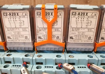 Релейная планка RELECO C2-A20X с розеткой, 14 шт.