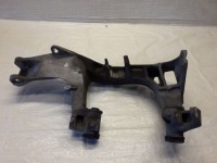 фото thumb №1, Porsche 911 подрамник кронштейн правый задняя 99633115600