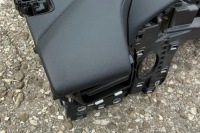 фото thumb №7, Porsche taycan 9j1 2019- торпедо роздавальна капот консоль оригінал