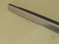 фото thumb №12, Mercedes w246 молдинг ущільнювач скло правий перед 2467250282