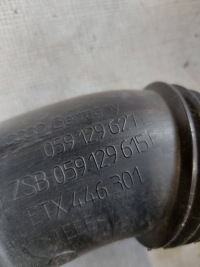 фото thumb №3, Audi a5 2.7 tdi шланг воздуха расходомер 059906461n 059129615f