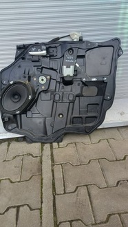 фото thumb №1, Підйомник правий перед mazda 5 06r 2.0crd