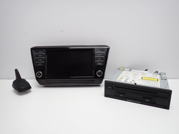 фото thumb №1, Навігація навігація радіо дисплей 3v0035043c skoda superb iii 3v 16r