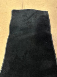 фото thumb №5, Килимок правий перед amg, передній mercedes c klasa w205 de europa