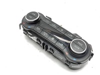 фото thumb №8, Infiniti q30 2016 панель кондиционера