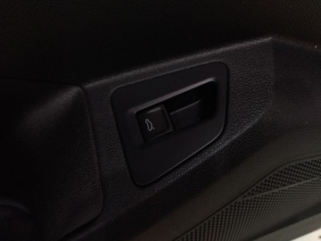 фото thumb №8, 761867011j боковина оббивка двері лівий перед шкіра vw touareg iii 2018+