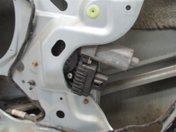 фото thumb №8, Двері праві зад комплектні focus mk1 рестайлінг універсал u2