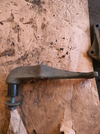 фото thumb №1, Mercedes actros кронштейн амортизатора задняя