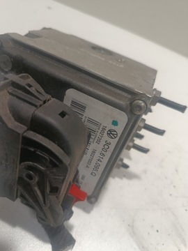 фото thumb №4, Насос abs 3c0614095q vw passat b6