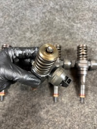 Vw audi seat 1.9 tdi насос-форсунка насос-форсунка 038130073bn Недорого, фото thumb