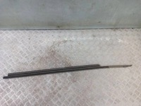 фото thumb №8, Audi a5 8t 3d coupe молдинг ущільнювач права 8t0853284c