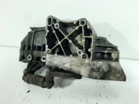 Peugeot 206 1.6i 04r кронштейн кронштейн генератора 9831005880 Киев, фото thumb