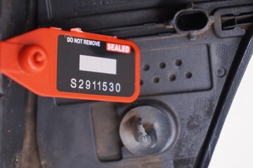 фото thumb №8, Volvo v60 ii правая планка пороговая порог правый накладка 31448912 723-16