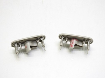 фото thumb №5, Заглушка держателя правая saab 9-3 93 ii