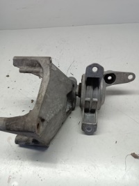 фото thumb №1, Подушка двигуна opel meriva b 1.4t
