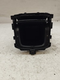 фото thumb №1, Opel insignia b пепельница 39161314