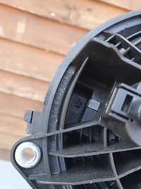 фото thumb №9, Ручка кришки багажника vw passat b7 6r0827469