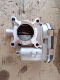 фото thumb №3, Przeepustnica 161203209r renault captur 1.3tce