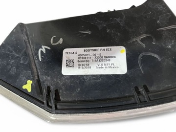 фото thumb №9, Tesla модель s 2017 права сторона лампа задня 600592100e