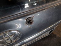 фото thumb №10, Kompletny задня кришка багажника багажника бампер лампи toyota avensis verso i 1e2