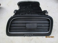 фото thumb №1, Решётка обдув vw golf vii 5g1819704p