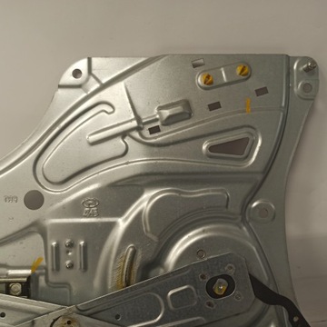 фото thumb №13, Hyundai ix35 підйомник скло праві перед 4 pin eu 81320-2y000