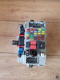 фото thumb №1, Коробка предохранителей alfa romeo 147 406626