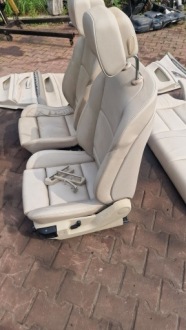 фото thumb №6, Сидіння заднє сидіння обшивки комплект шкіра bmw f10 світлий beż