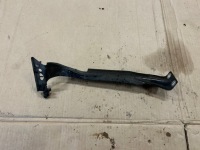 Купить A4 b8 рестайлинг  кронштейн кронштейн крыла правое 8k0821136, фото thumb