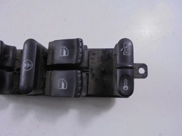 фото thumb №8, Skoda octavia i 1u выключатель стёкла перед левый 96-00 5d 1u0959857