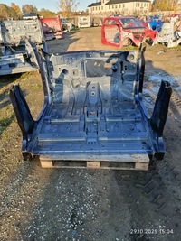 фото thumb №3, Чверть рама лонжерон блок двигуна перед renault megane v права lub ліва