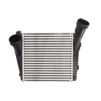 фото thumb №1, Интеркулер vw touareg 7l 7p правый 7l0145804a
