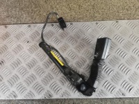 фото thumb №1, Пряжка поперечина безопасности левый перед jaguar xj x351 34052594b