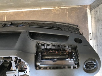 фото thumb №5, Mercedes vito w447 панель роздавальна консоль