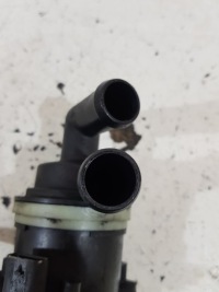 фото thumb №11, Додатковий водяна помпа  5n0965561a vw skoda audi a4 b8 a5 q5 a6 c7 2.0 tdi