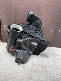 фото thumb №1, Корпус фильтра воздуха renault talisman megane iv 165007121r