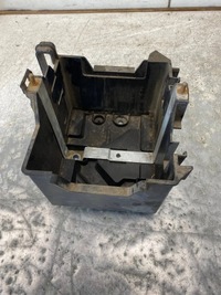 фото thumb №1, Корпус акумулятор ford fusion 2s6t-10723-ad